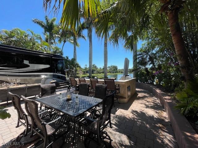 4873 Southern Breeze Dr., Naples, FL 34114