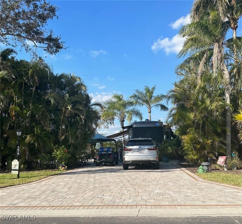 4678 Southern Breeze Dr., Naples, FL 34114