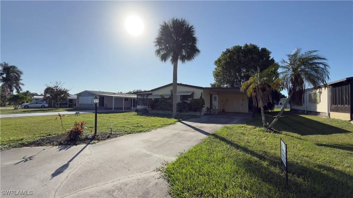 207 Riverwood Rd., Naples, FL 34114