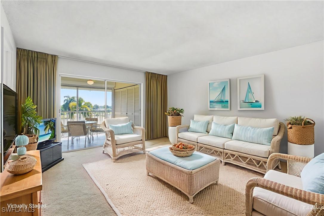 5451 Rattlesnake Hamm Rd. #D-305, Naples, FL 34113