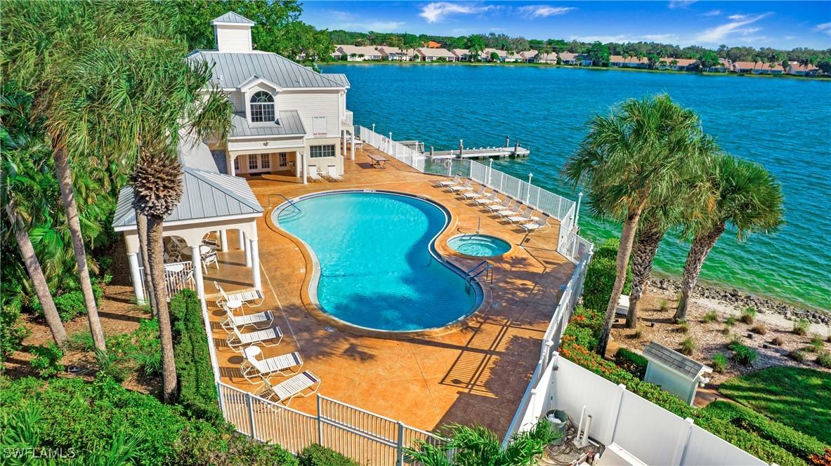 2530 Citrus Lake Dr. #X101, Naples, FL 34109