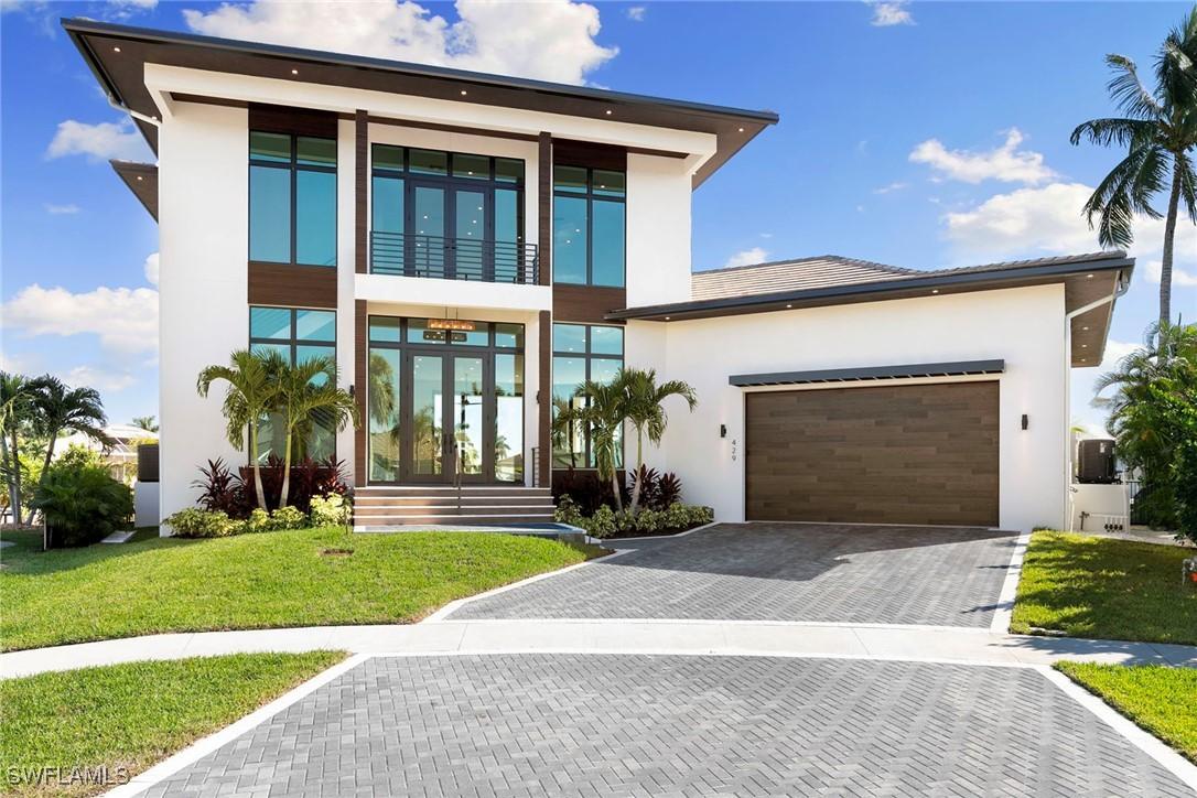 429 Persian Ct., Marco Island, FL 34145