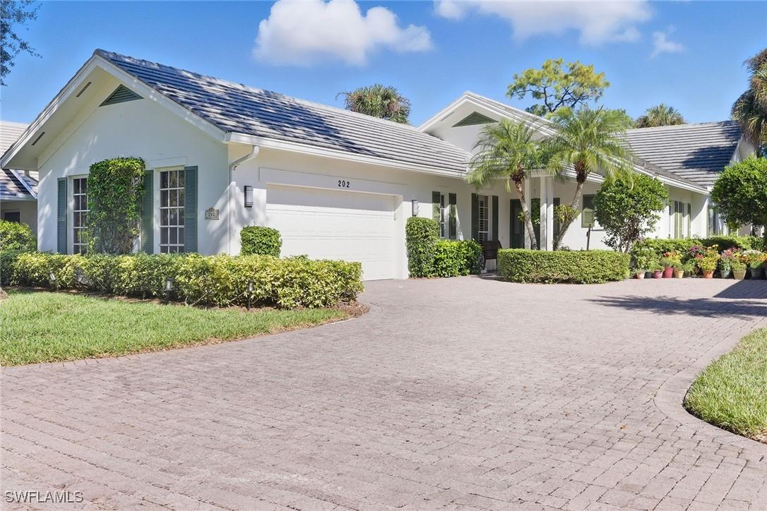 202 Edgemere Way, Naples, FL 34105