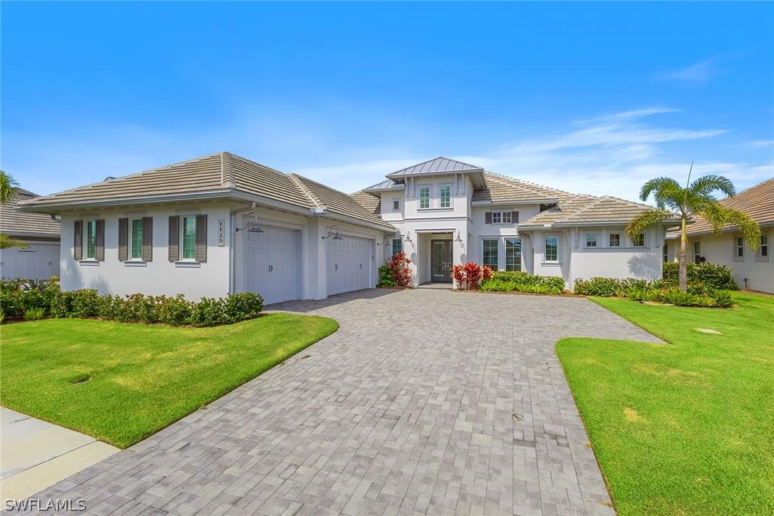 8829 Paradera Ct., Naples, FL 34112