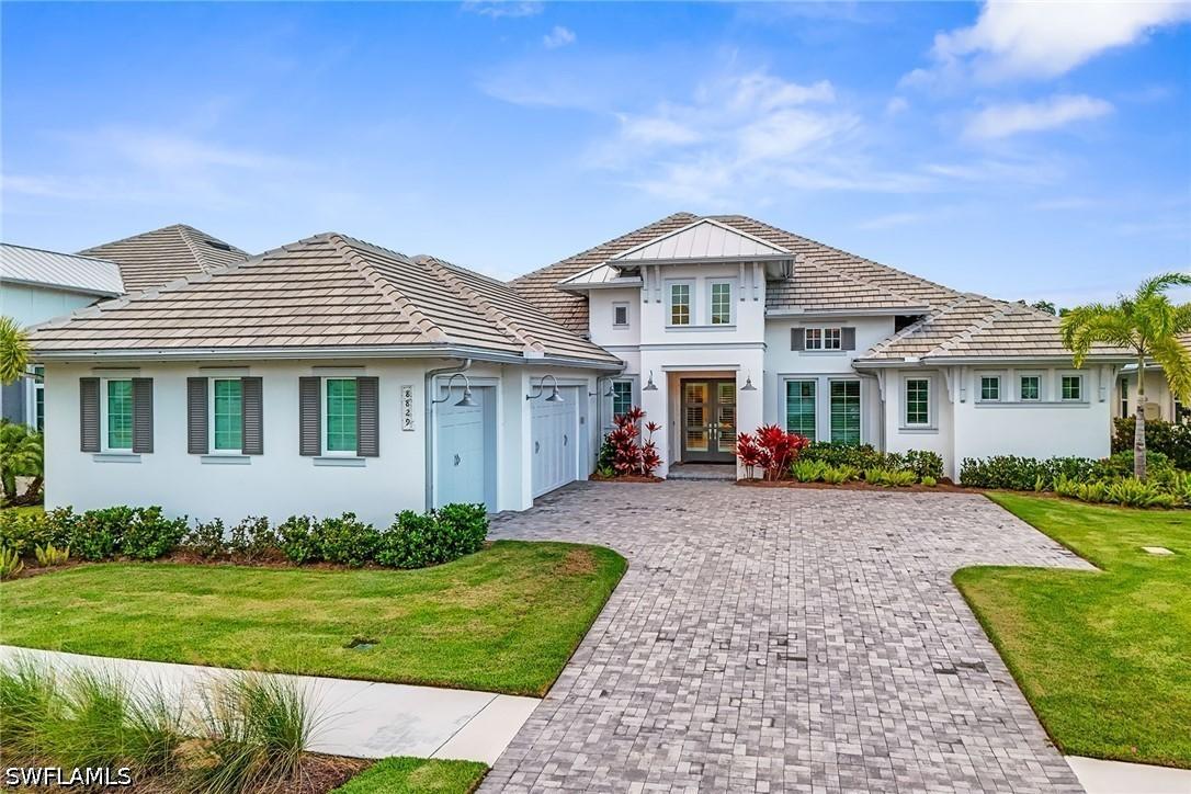 8829 Paradera Ct., Naples, FL 34112
