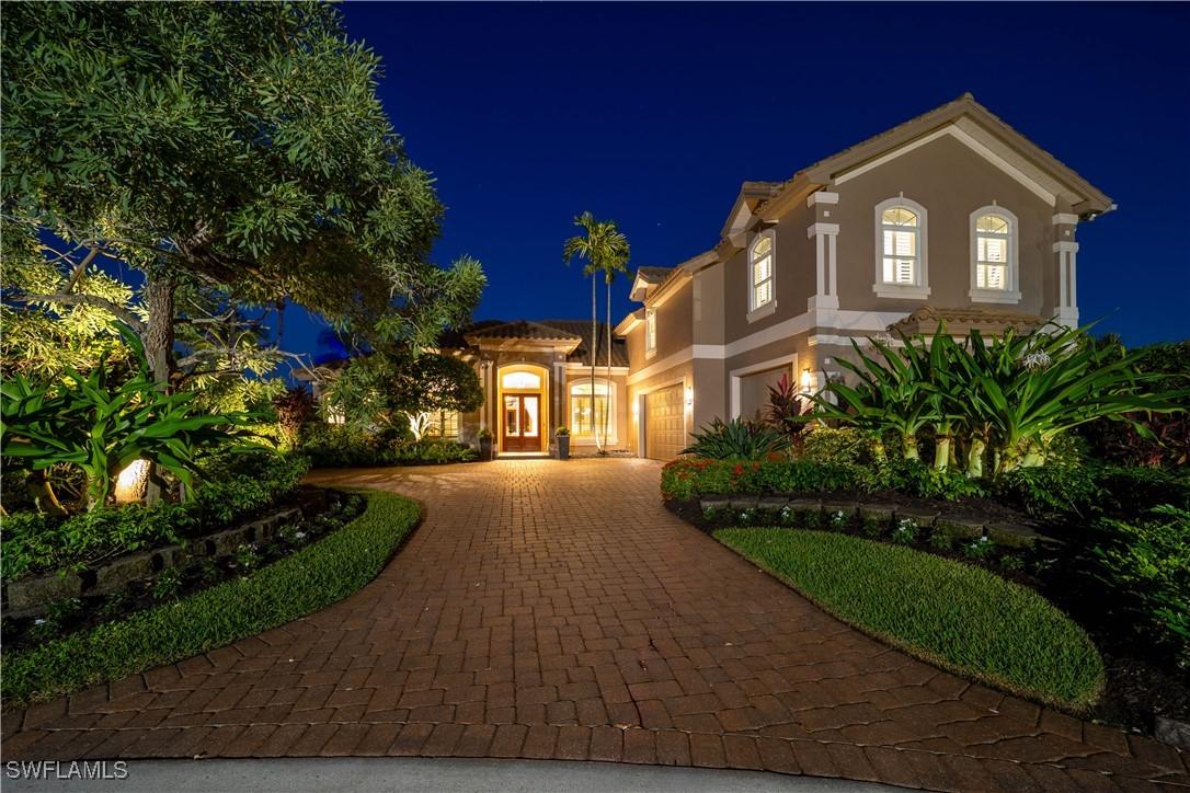 8752 Muirfield Dr., Naples, FL 34109