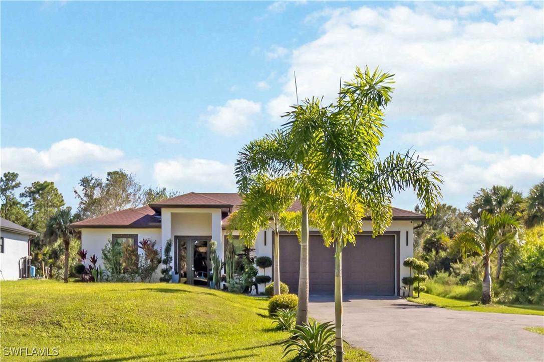 2960 6th Ave., Naples, FL 34120