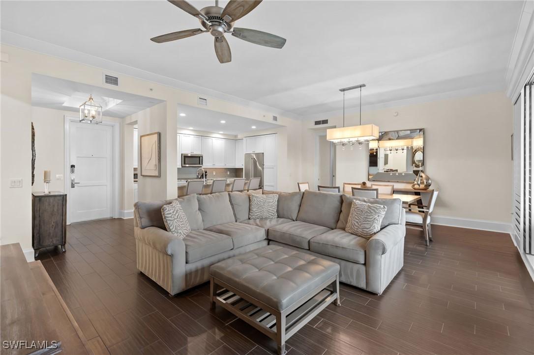 1030 3rd Ave. #319, Naples, FL 34102