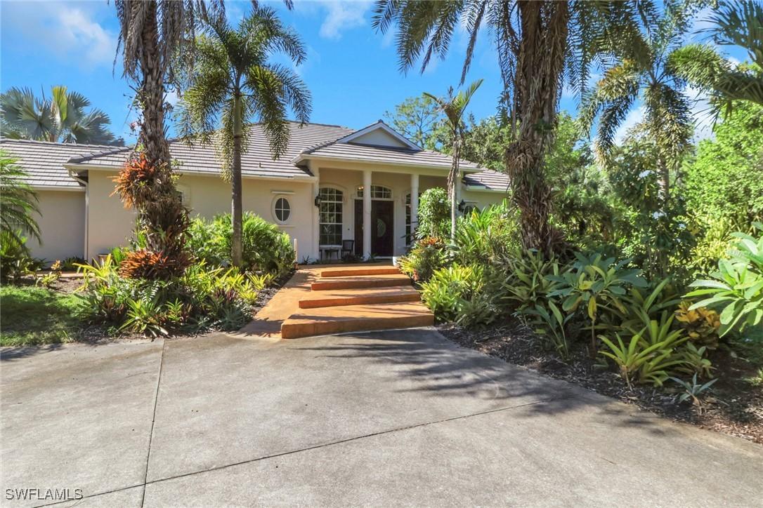 4380 7th Ave., Naples, FL 34119