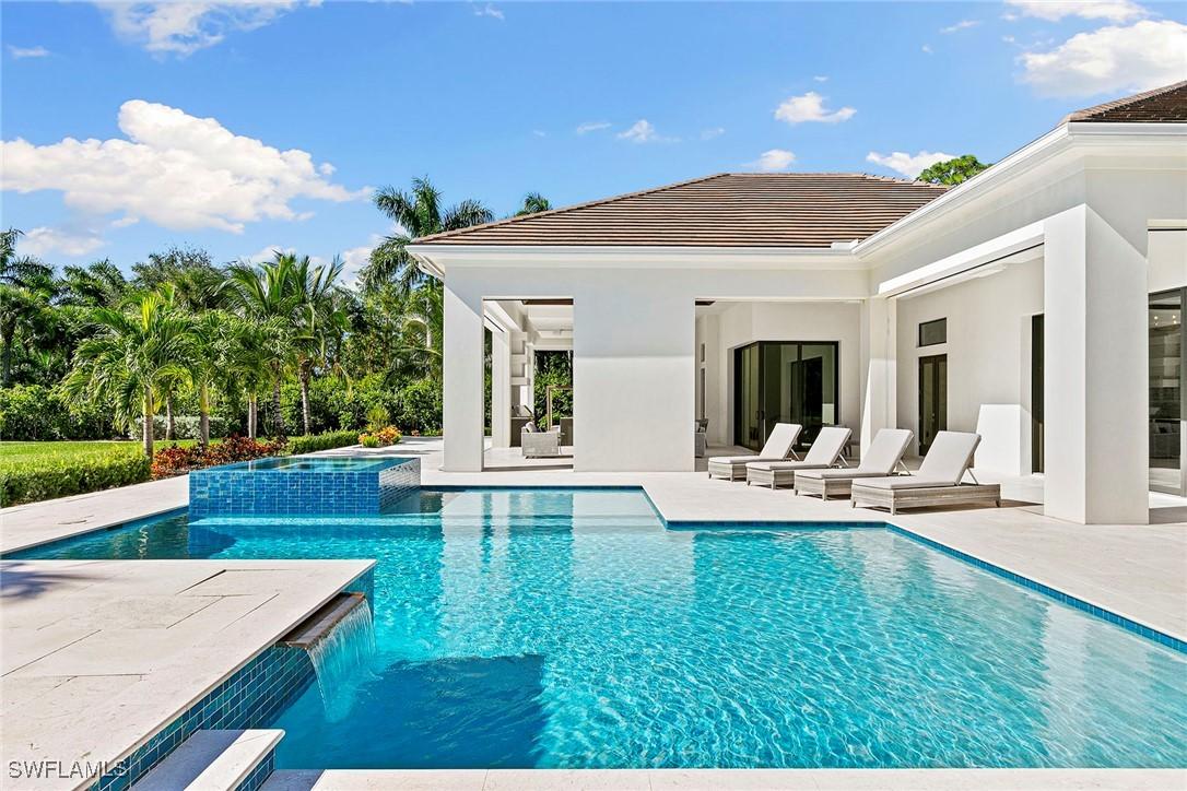 607 Myrtle Rd., Naples, FL 34108