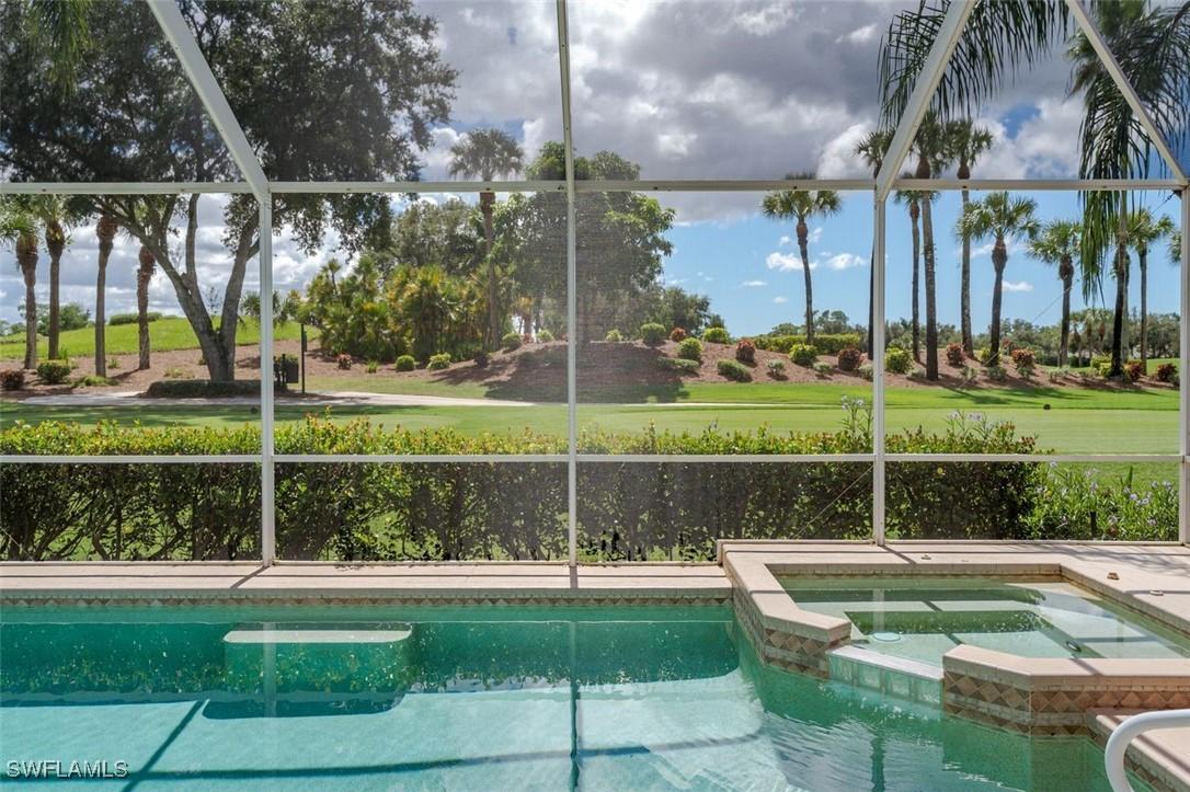 3633 Grand Cypress Dr., Naples, FL 34119