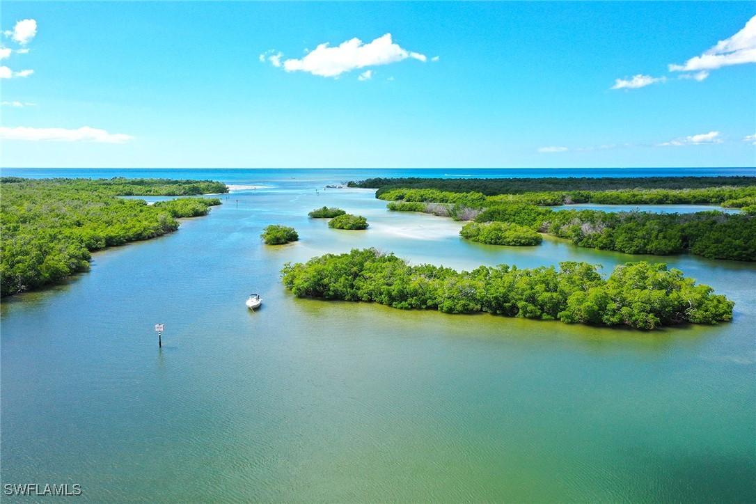 425 Dockside Dr. #804, Naples, FL 34110