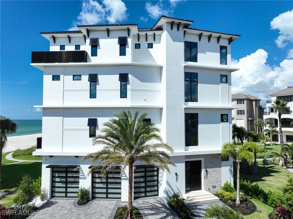 105 Saint Eustacius Ln., Bonita Springs, FL 34134