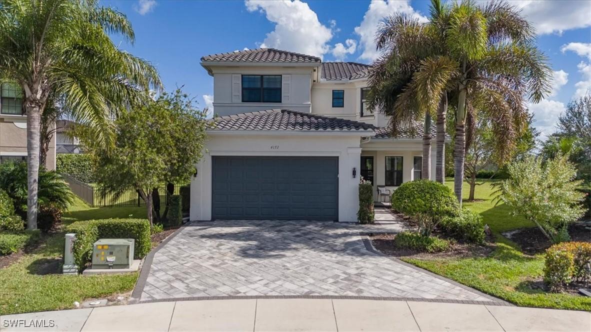 4172 Crescent Ct., Naples, FL 34119