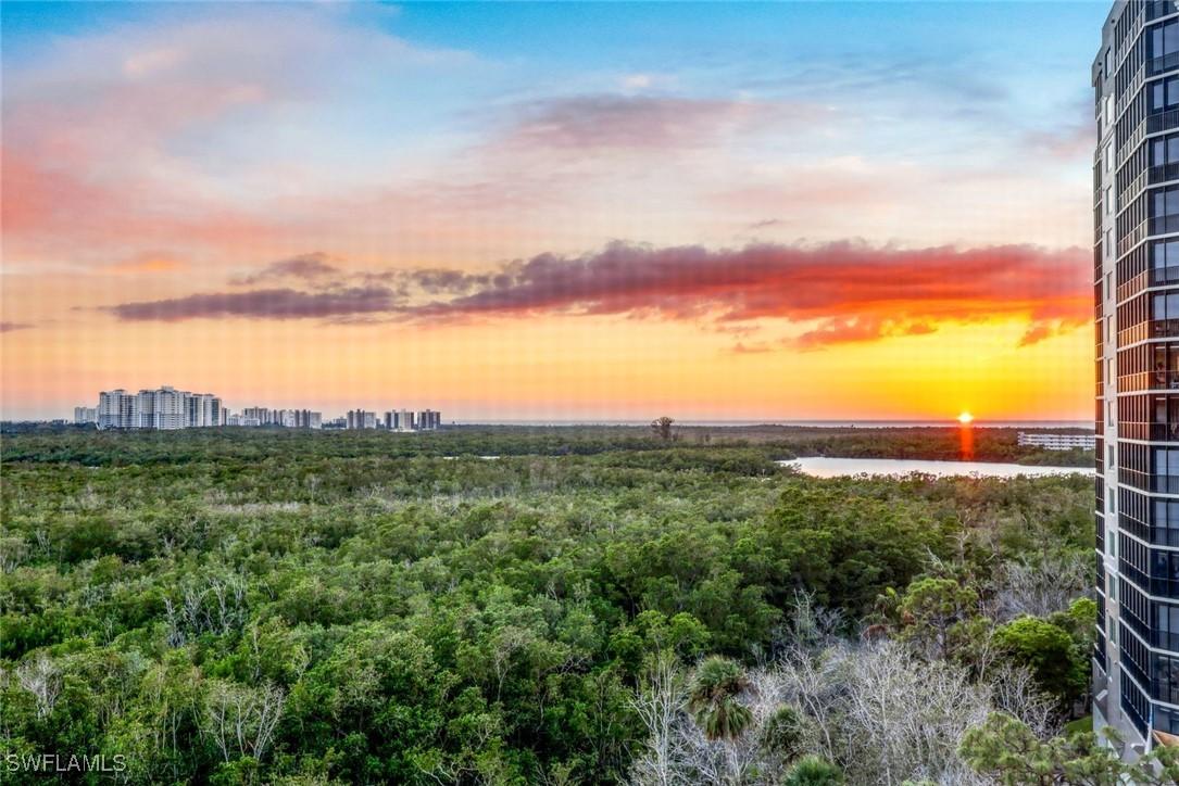 455 Cove Tower Dr. #902, Naples, FL 34110