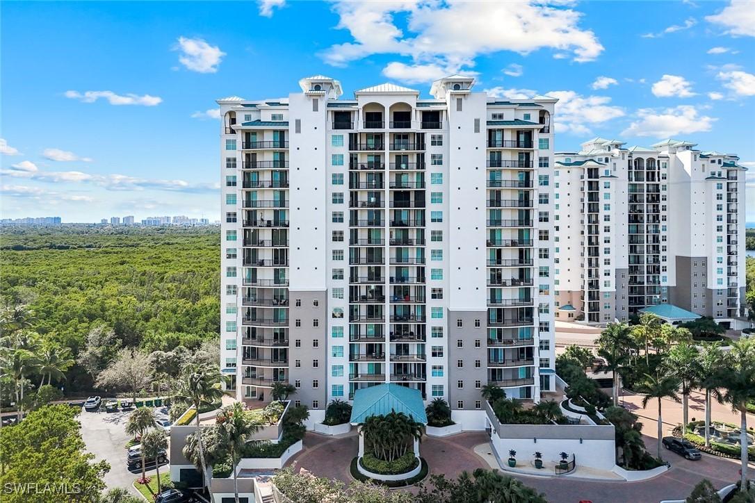 455 Cove Tower Dr. #902, Naples, FL 34110