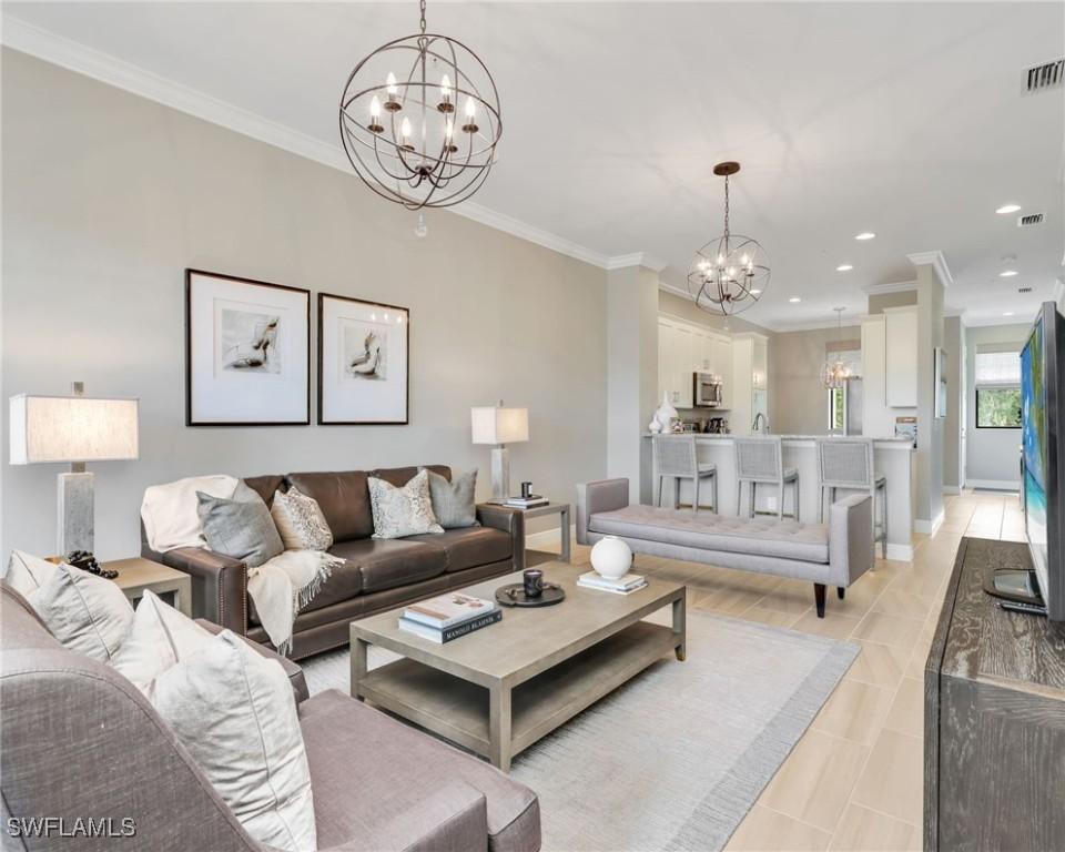 15114 Palmer Lake Cir. #201, Naples, FL 34109