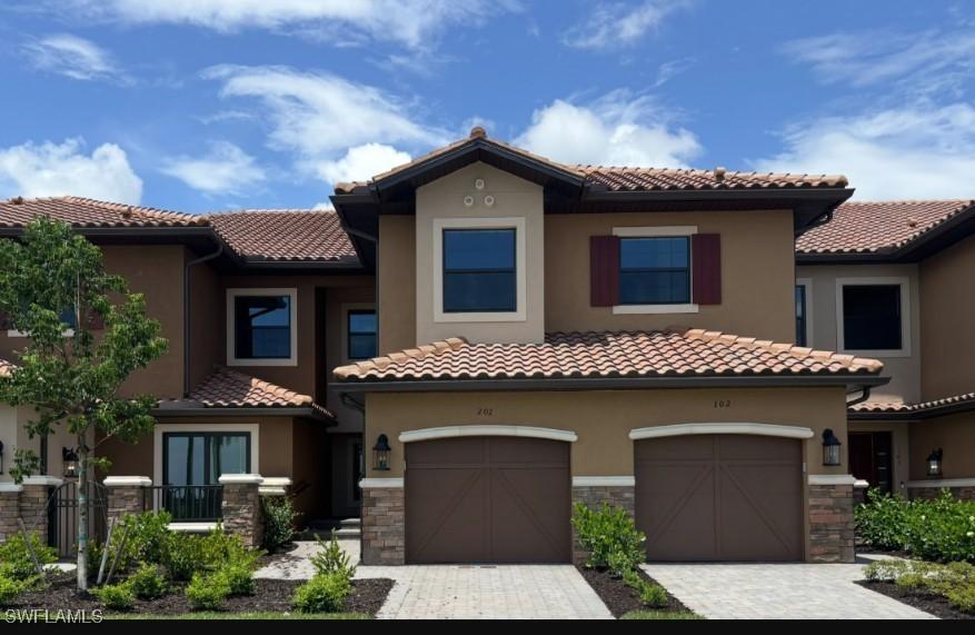 15323 Lucerna St. #204, Naples, FL 34114