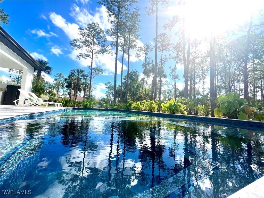 510 12th Ave., Naples, FL 34120