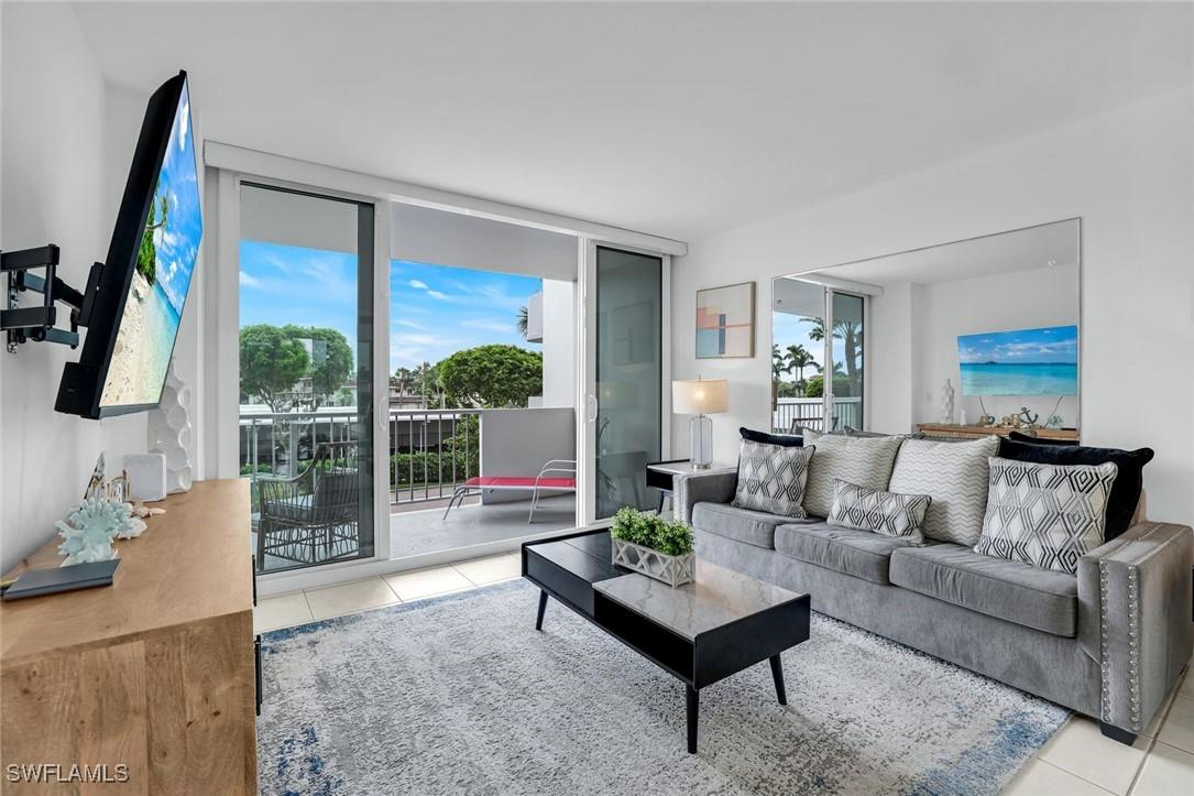 140 Seaview Ct. #204S, Marco Island, FL 34145