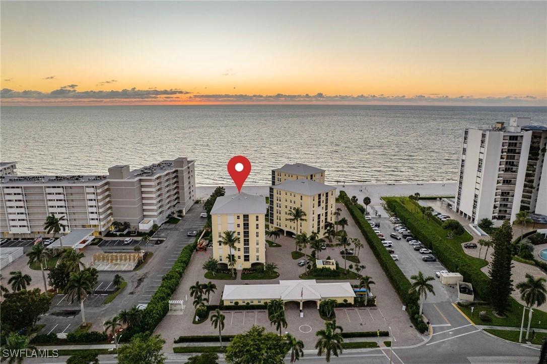 3483 Gulf Shore Blvd. #105, Naples, FL 34103