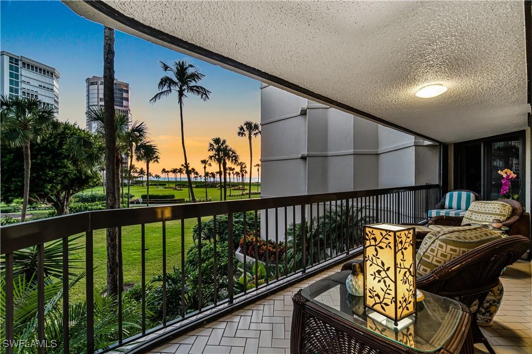 4551 Gulf Shore Blvd. #205, Naples, FL 34103