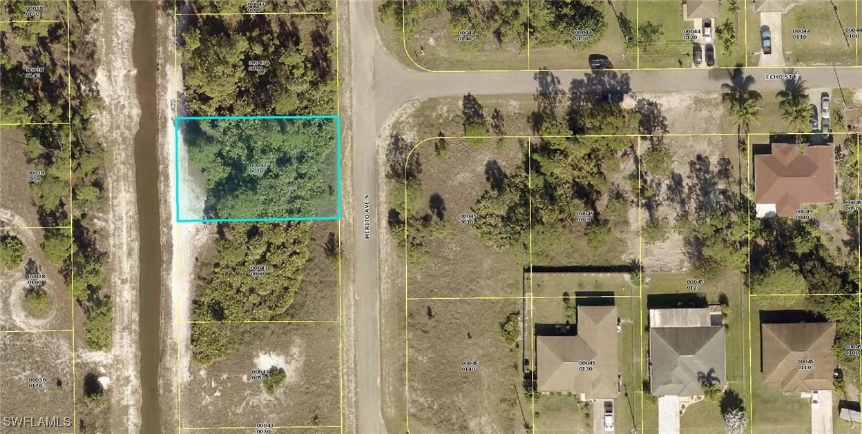 942 Merito Ave., Lehigh Acres, FL 33974