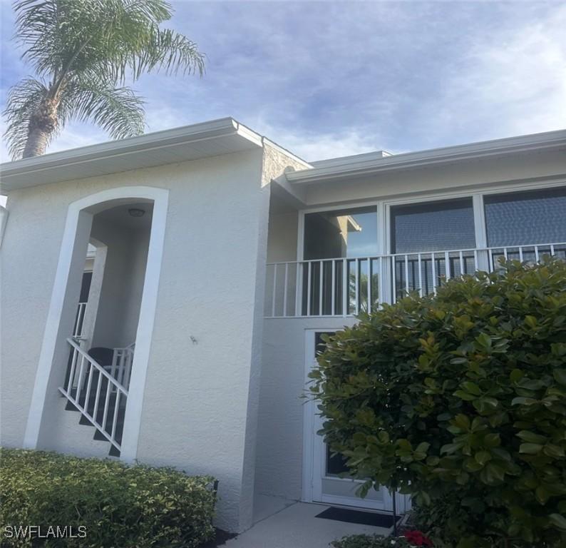 458 Country Hollow Ct. #H204, Naples, FL 34104