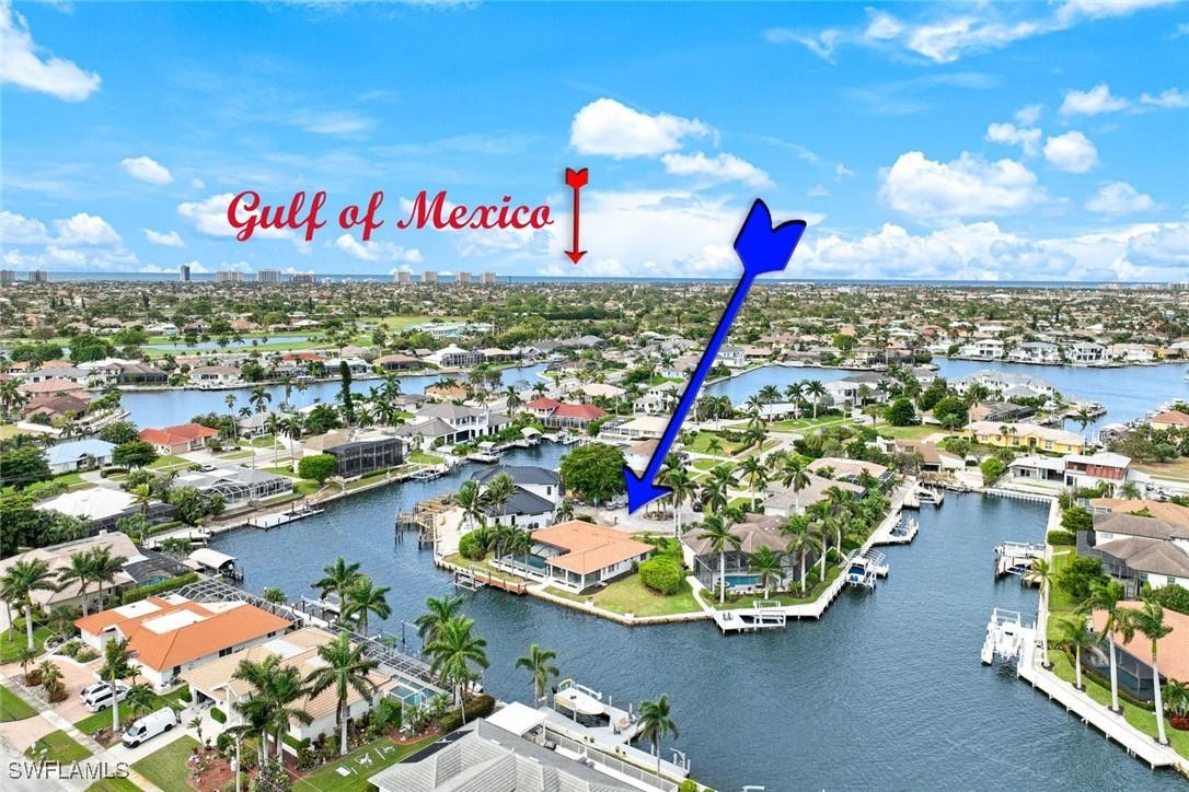 418 Tarpon Ct., Marco Island, FL 34145