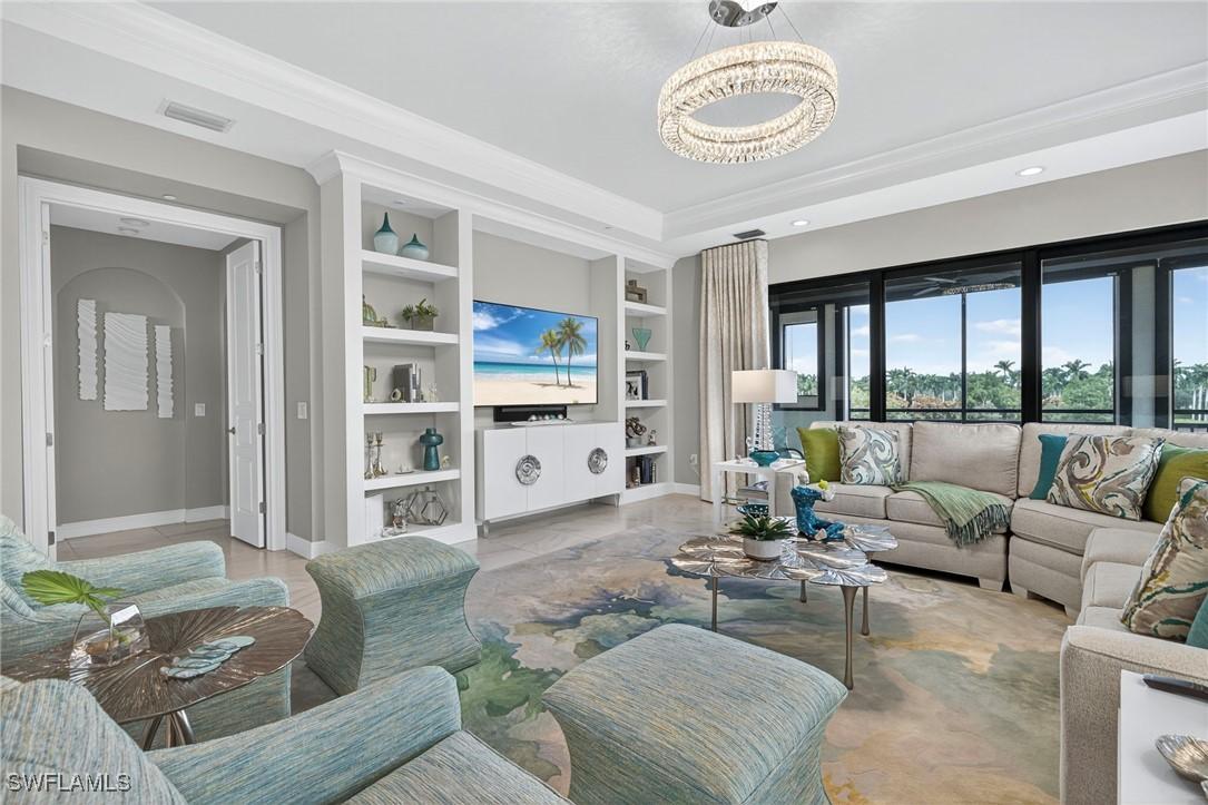 2555 Marquesa Royale Ln. #202, Naples, FL 34109