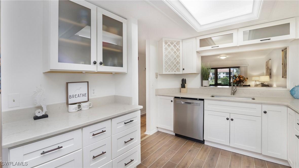 4957 Pepper Cir. #C104, Naples, FL 34113