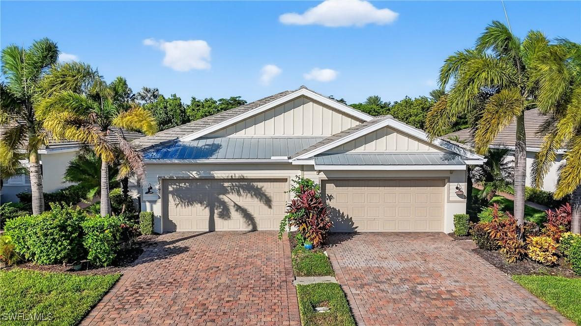 14891 Edgewater Cir., Naples, FL 34114