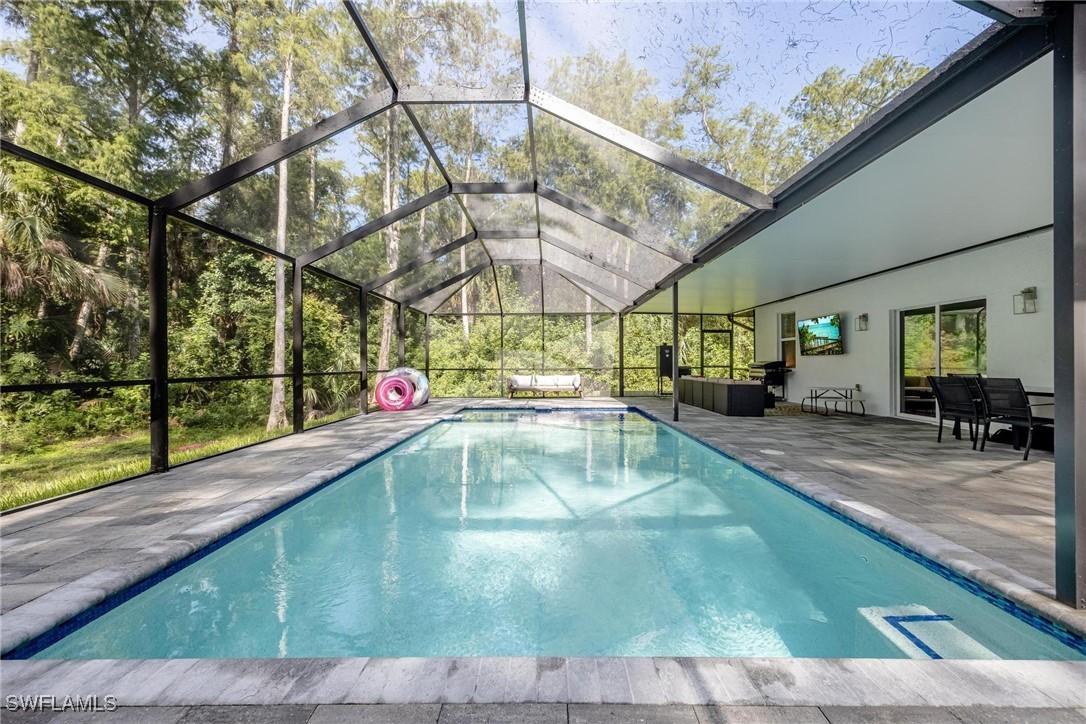 2754 22nd Ave., Naples, FL 34120