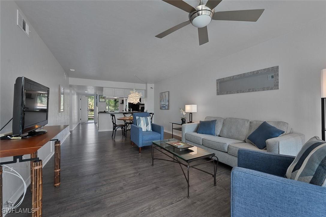 15161 Cedarwood Ln. #1205, Naples, FL 34110