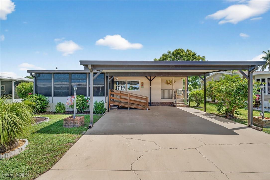 4 Oceans Blvd., Naples, FL 34104