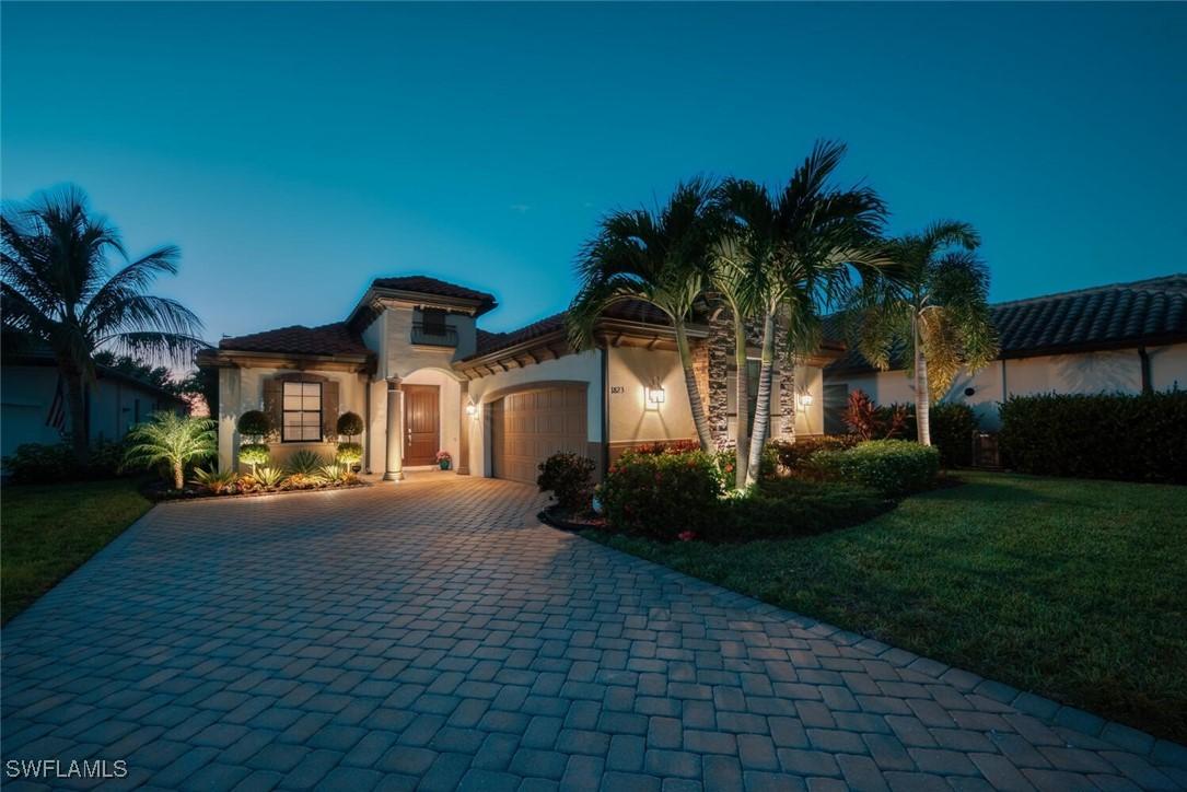 1823 Mustique St., Naples, FL 34120