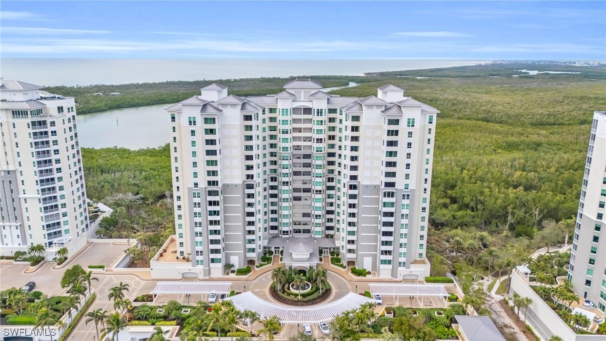 285 Grande Way #801, Naples, FL 34110