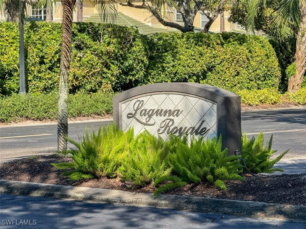 515 Laguna Royale Blvd. #102, Naples, FL 34119