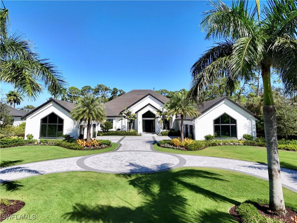2191 Coach House Ln., Naples, FL 34105