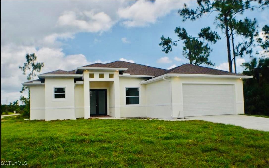 1211 Eclat St., Lehigh Acres, FL 33974