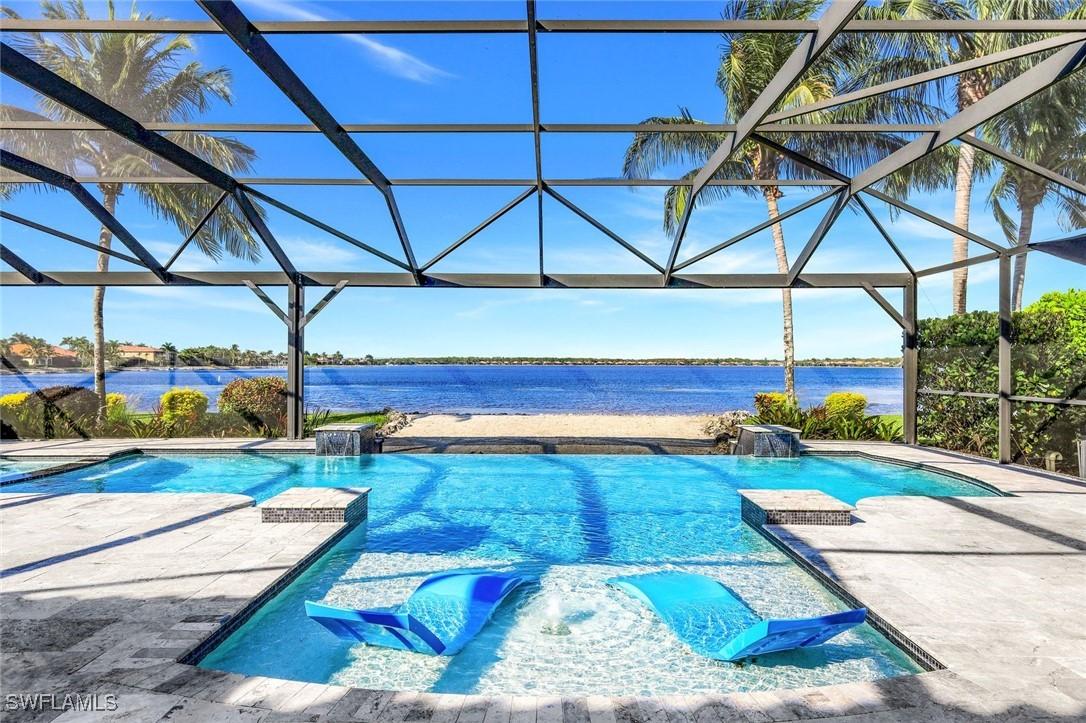 9075 Breakwater Dr., Naples, FL 34120