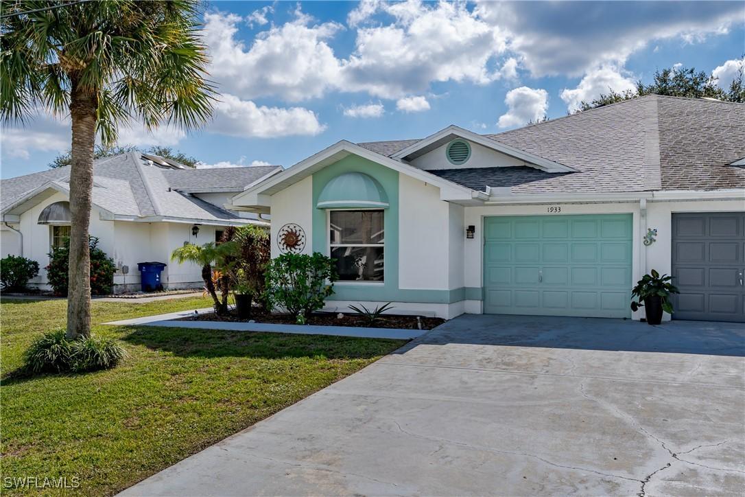 1933 Golfside Village Dr., Lehigh Acres, FL 33936