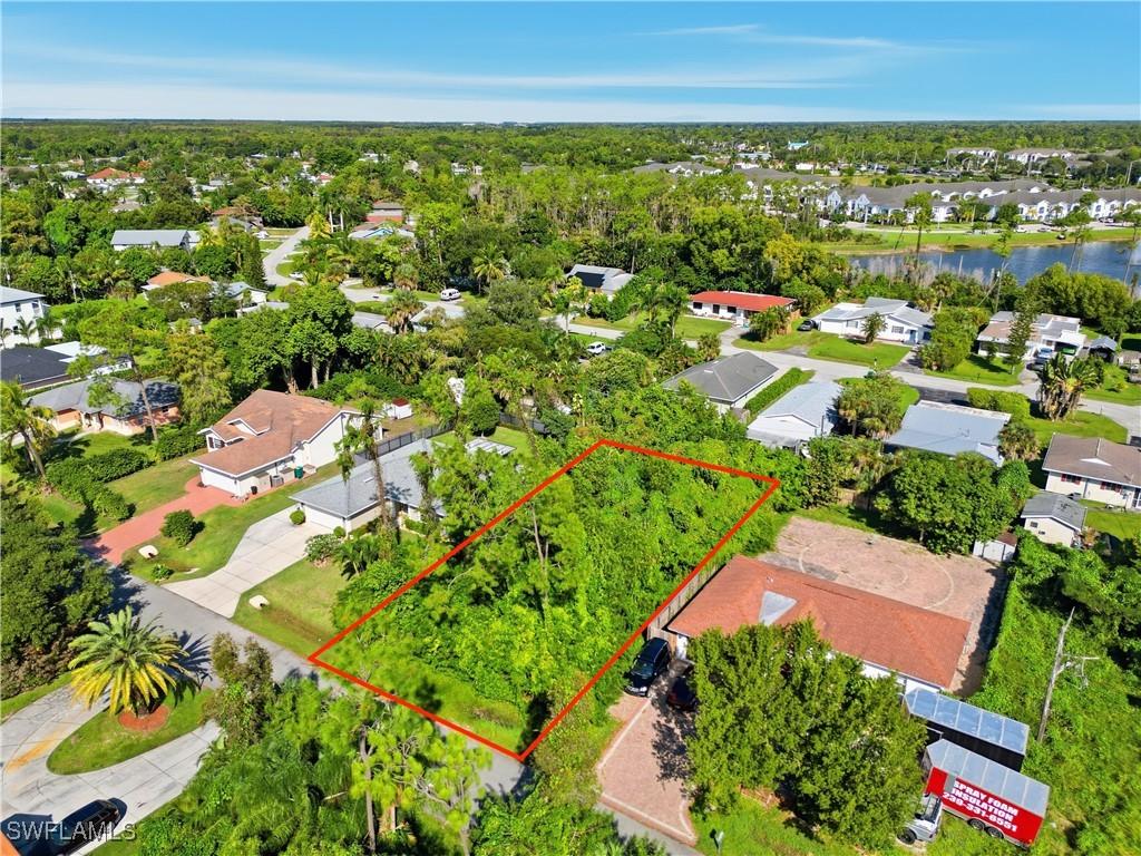 334 Porter St., Naples, FL 34113