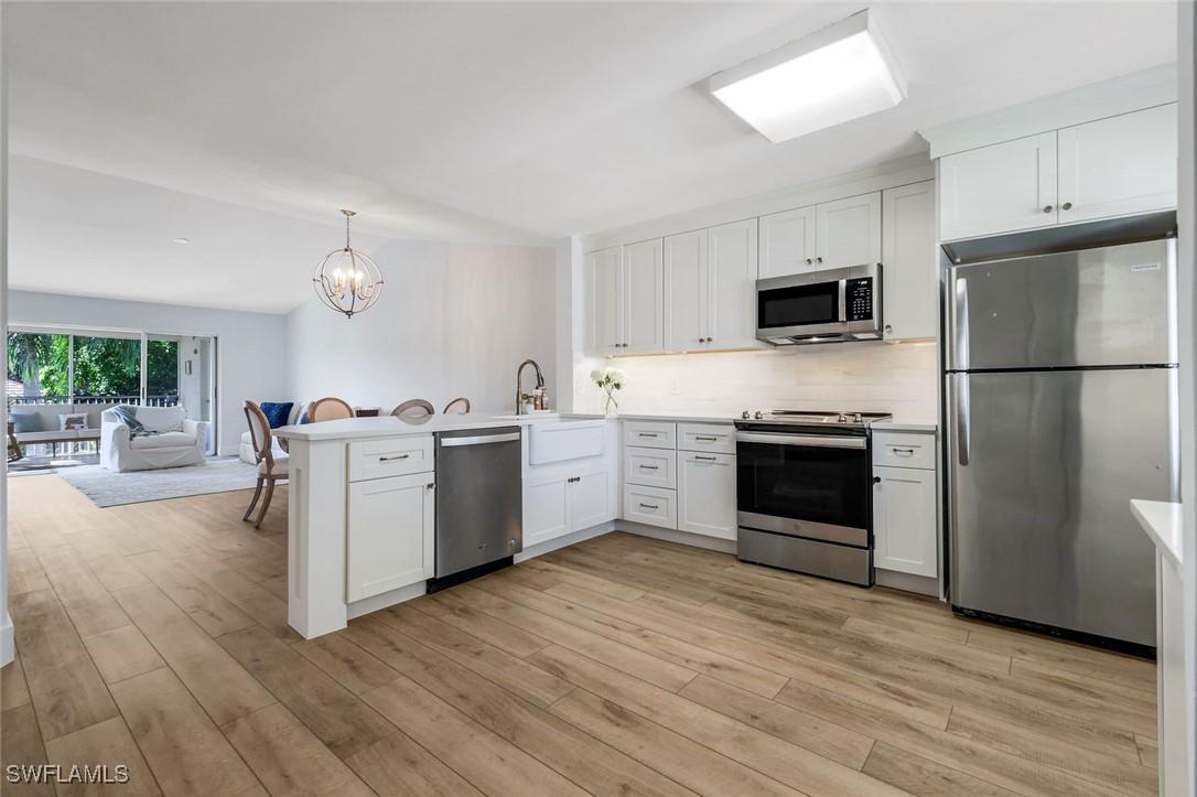 7767 Jewel Ln. #203, Naples, FL 34109