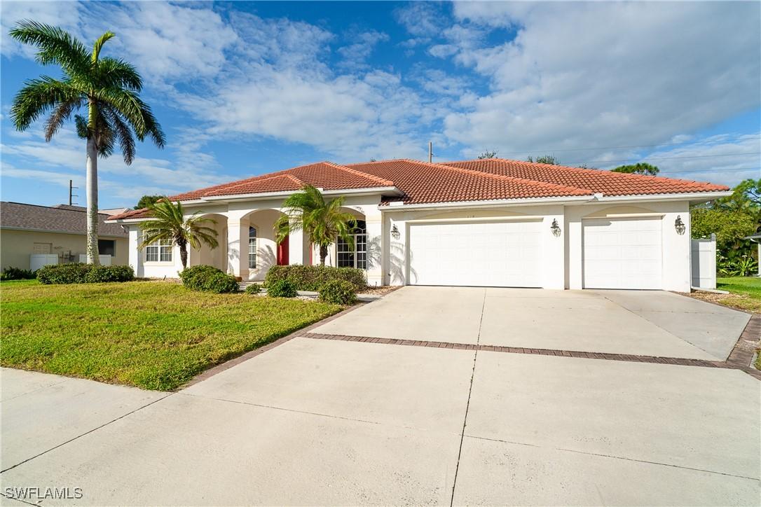 118 Abercrombie Ave., Englewood, FL 34223