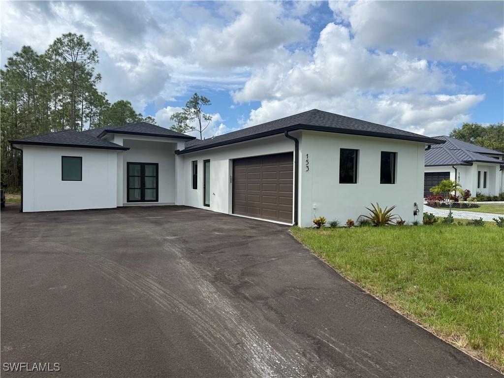 153 Everglades Blvd., Naples, FL 34120