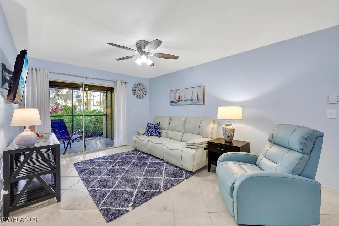8960 Colonnades Ct. #916, Bonita Springs, FL 34135