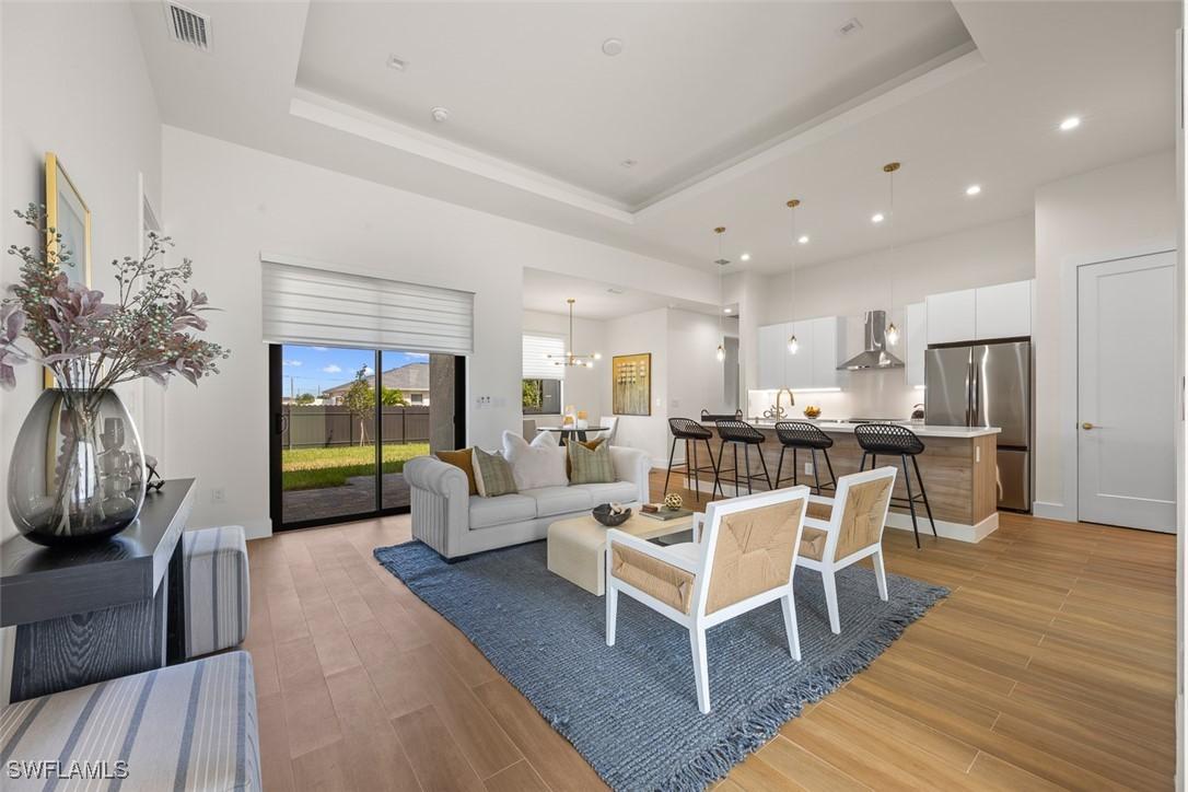 209 Kismet Pkwy., Cape Coral, FL 33909