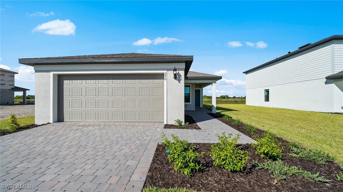 270 Silent Lake Dr., Lehigh Acres, FL 33936