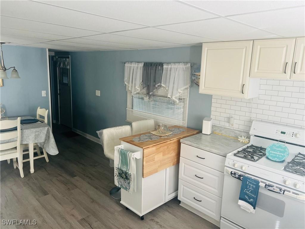 471 Palm Dr. #310, Naples, FL 34114